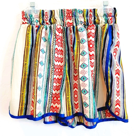 A3 Design Fun Multicolor Pull On Shorts - Picture 1 of 14